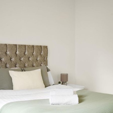 Paddington - 2Br With Balcony - Cityapartmentstay London Kültér fotó