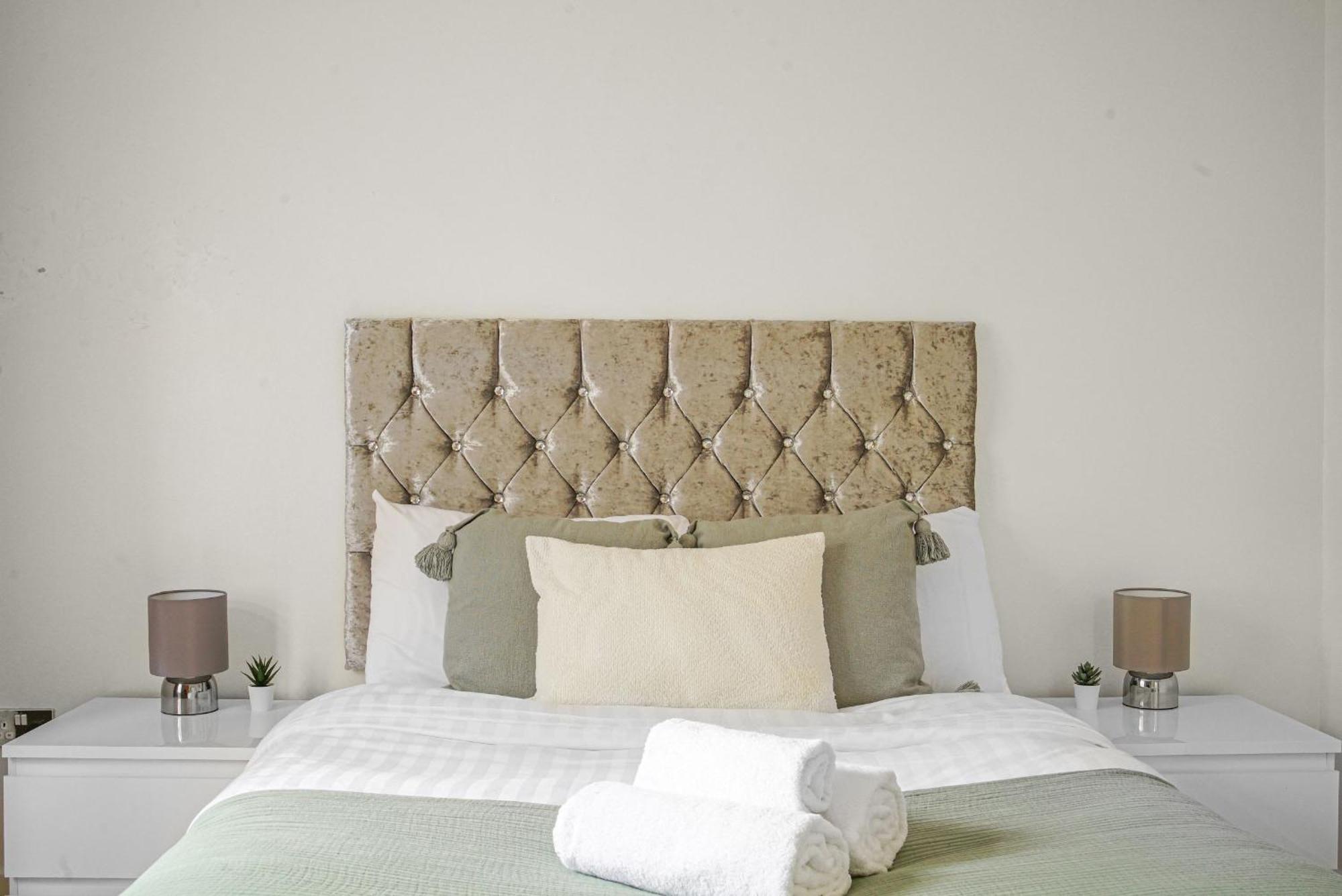 Paddington - 2Br With Balcony - Cityapartmentstay London Kültér fotó