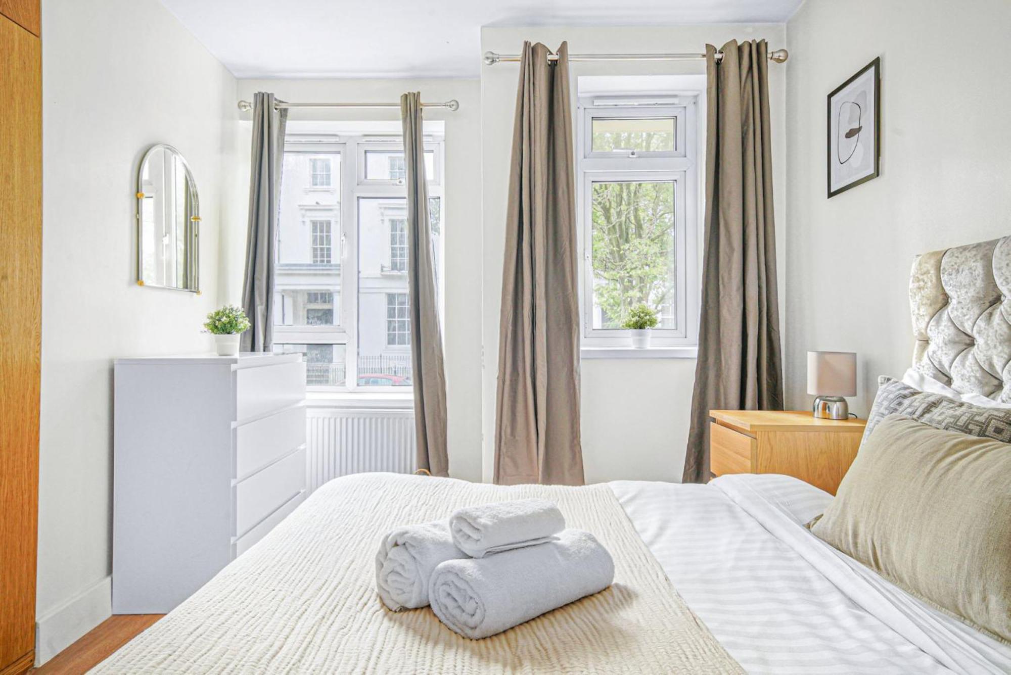 Paddington - 2Br With Balcony - Cityapartmentstay London Kültér fotó